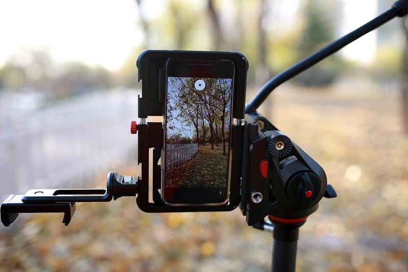 视频创作必备，斯莫格手机兔笼的新鲜体验