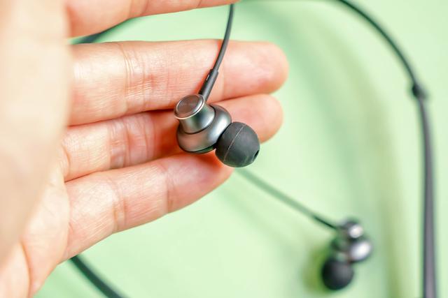 Xisem Armor蓝牙运动耳机体验：继续低音给我好音质