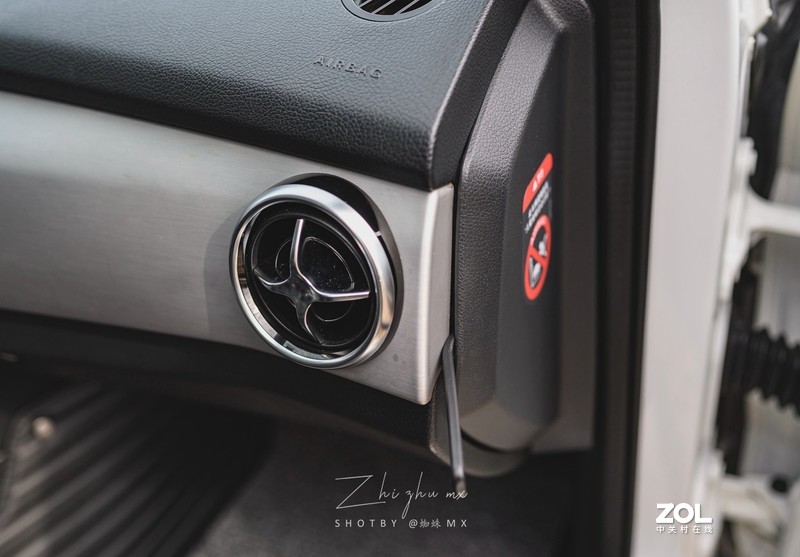 给车装台4K超清相机是什么体验？70迈行车记录仪A800上手