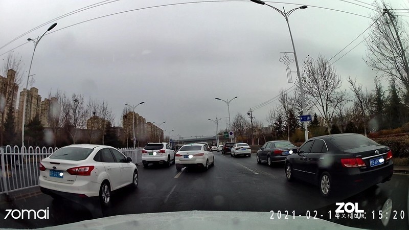 给车装台4K超清相机是什么体验？70迈行车记录仪A800上手