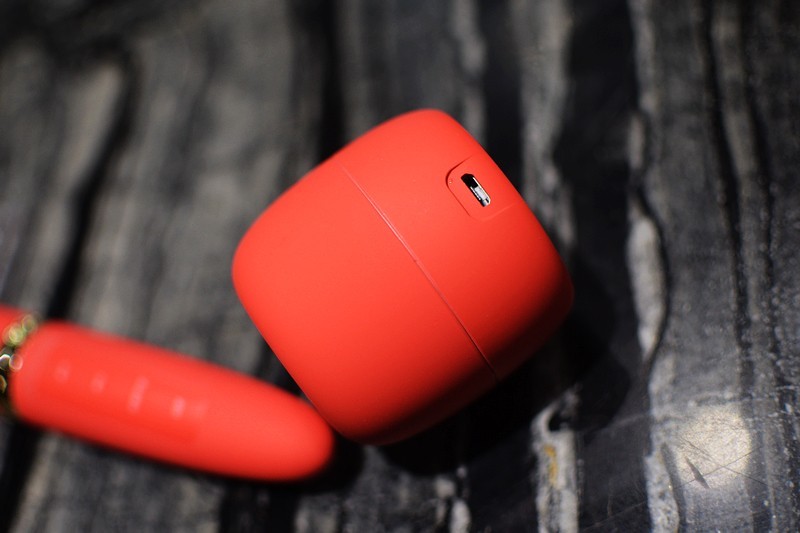 颜值超高 由内至外的清洁 TCL XESS D3光波智能牙刷