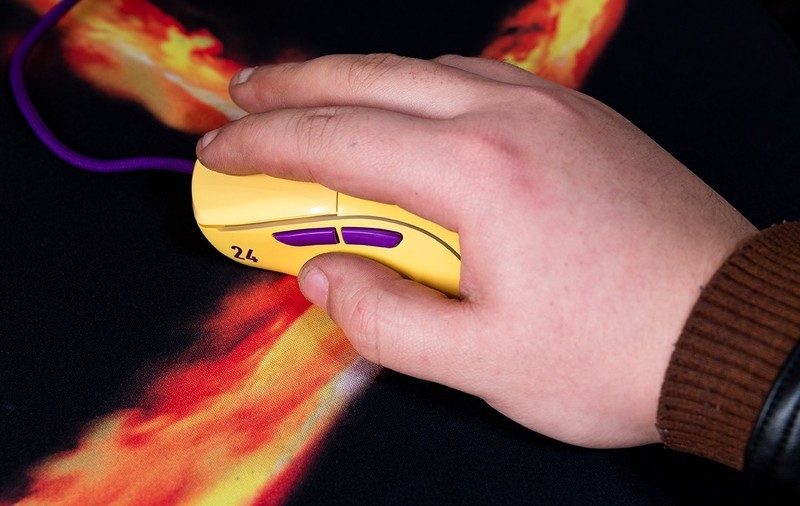 继续轻量化——达尔优A960暴风Storm