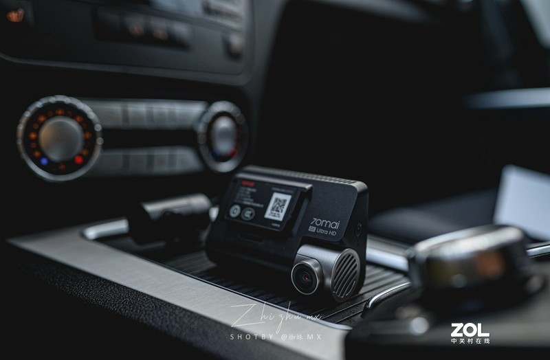给车装台4K超清相机是什么体验？70迈行车记录仪A800上手