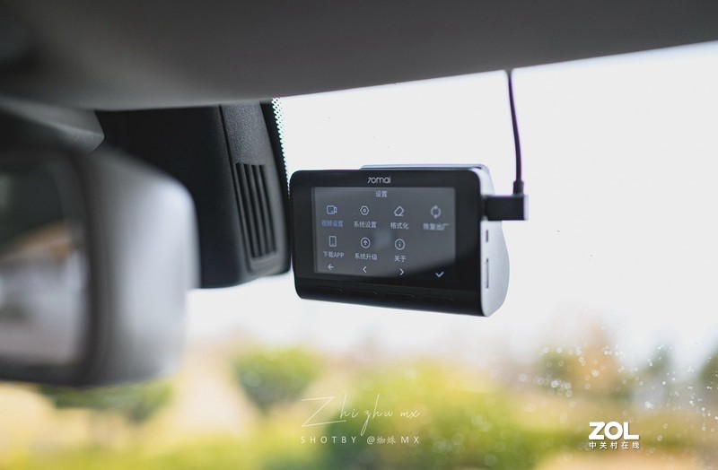 给车装台4K超清相机是什么体验？70迈行车记录仪A800上手