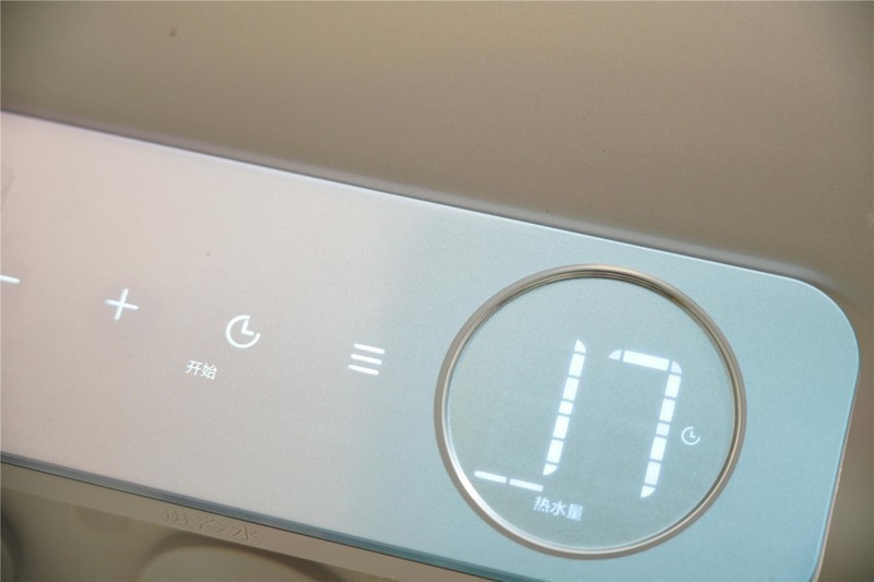 云米电热水器Nano A1，彩色面板，净滤、排污阻垢、值得入手！