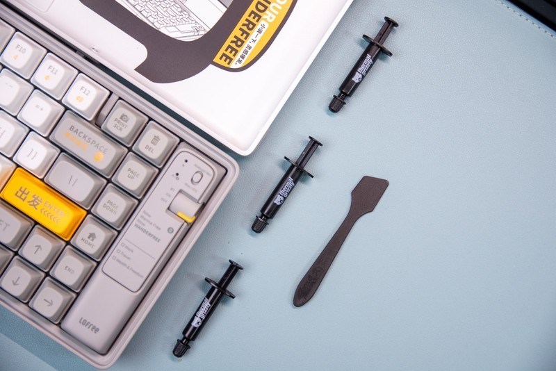 压得住6核心12线程游戏本？三款暴力熊硅脂横评，结果一分钱一分货