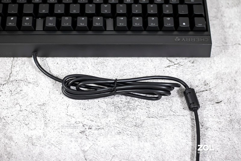 樱桃MX2.0S RGB机械键盘体验：不为信仰而生，内外细节别样丰富