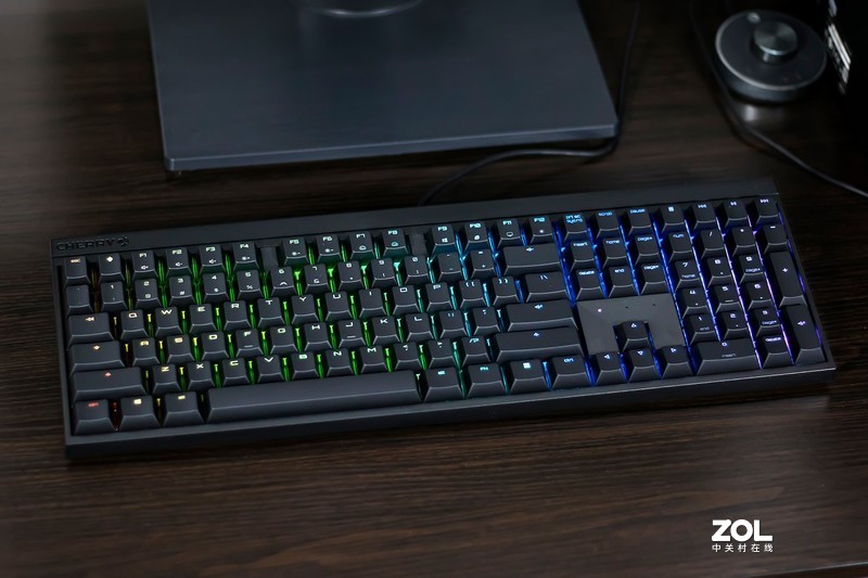 樱桃MX2.0S RGB机械键盘体验：不为信仰而生，内外细节别样丰富