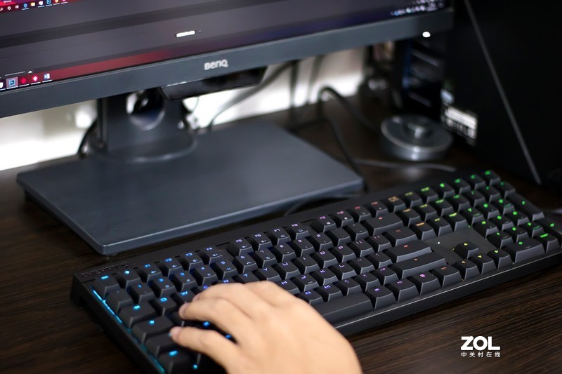 樱桃MX2.0S RGB机械键盘体验：不为信仰而生，内外细节别样丰富