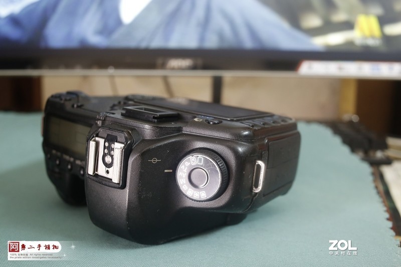 8.13日 佳能5D2 现货 价1580 不讲价