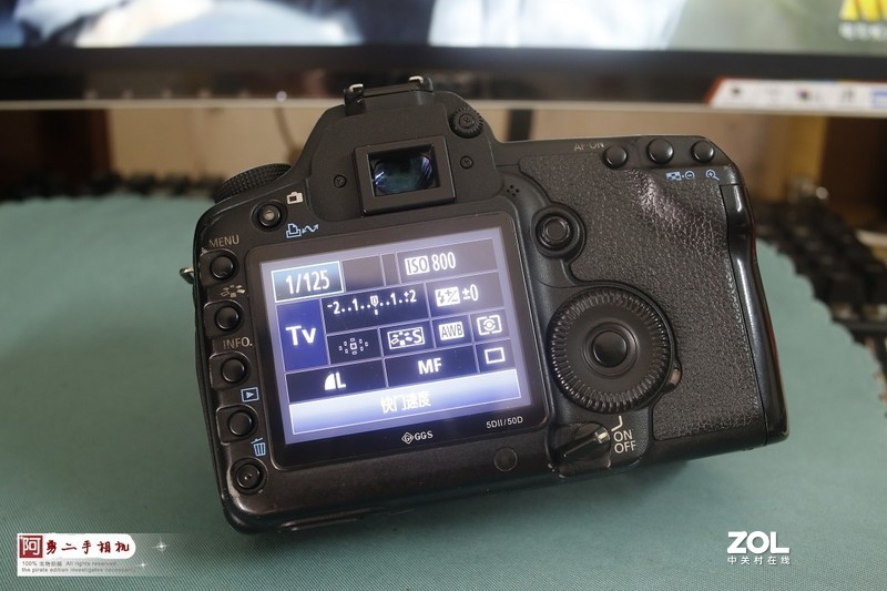8.13日 佳能5D2 现货 价1580 不讲价
