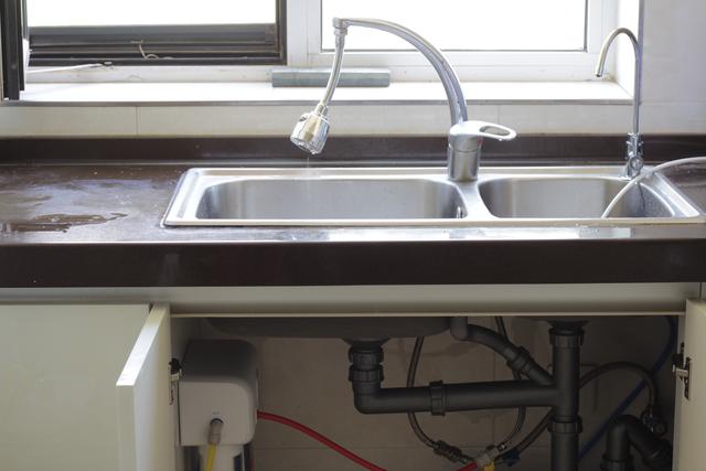 百年净水，点滴臻爱---怡口EUF202-2净水器