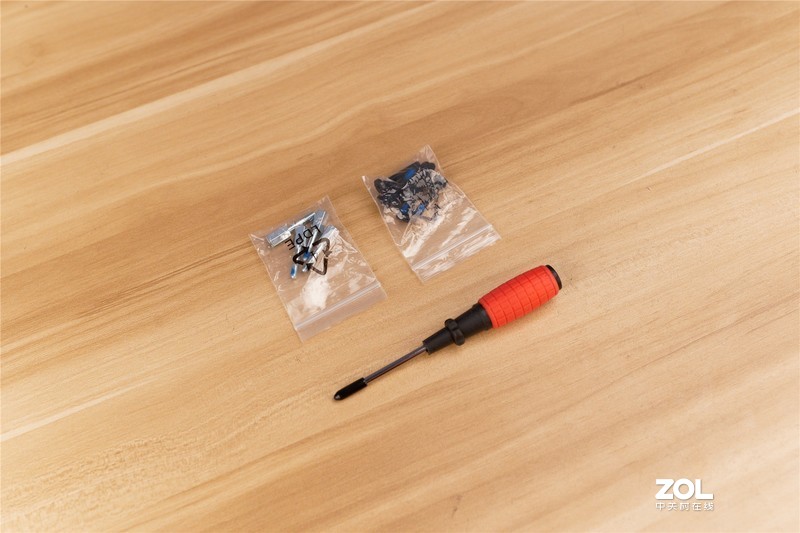 泰坦军团大金刚T27FG试用