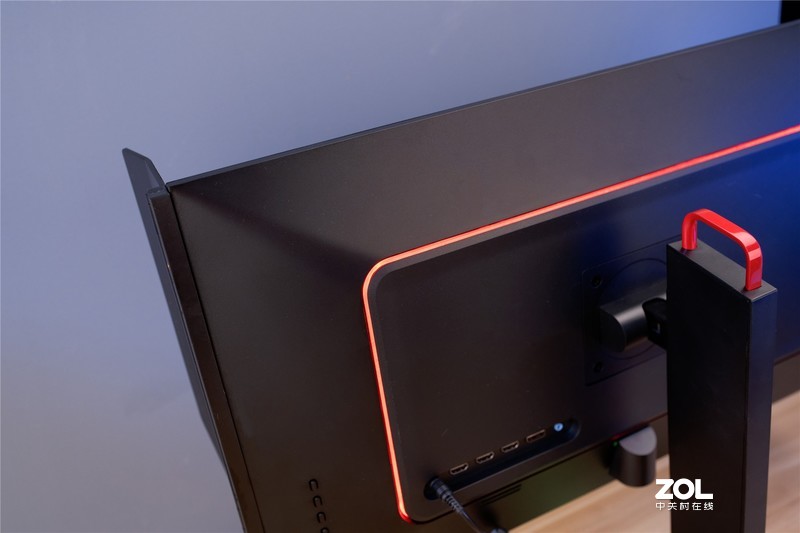 泰坦军团大金刚T27FG试用