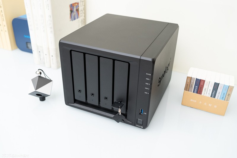 给NAS周全保护,2分钟更换电池，让APC BX650 UPS满血复活
