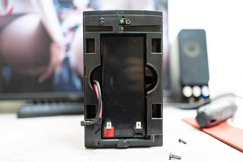 给NAS周全保护,2分钟更换电池，让APC BX650 UPS满血复活