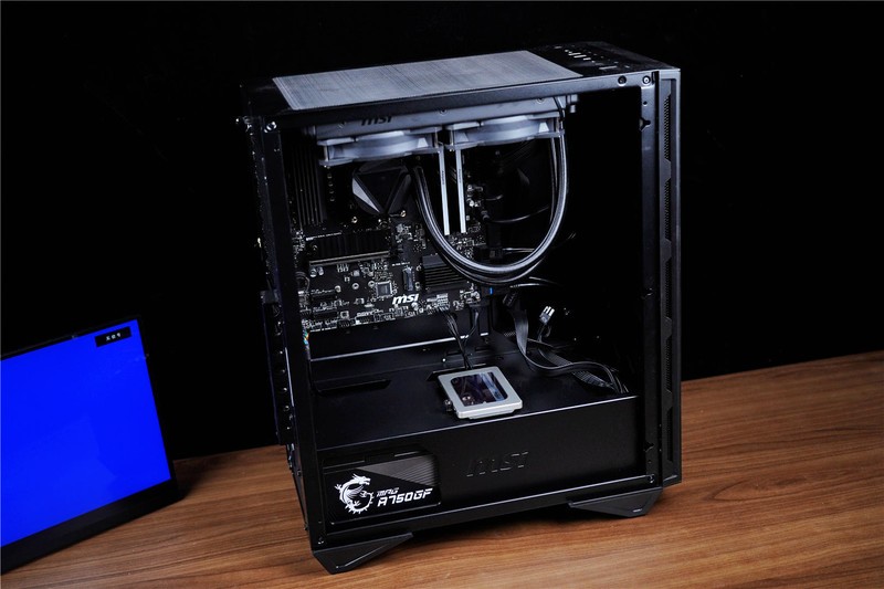 原厂颗粒，性能强悍，英睿达MX500 SATA SSD值得一试