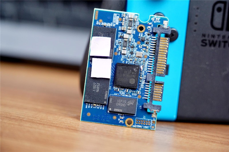 原厂颗粒，性能强悍，英睿达MX500 SATA SSD值得一试