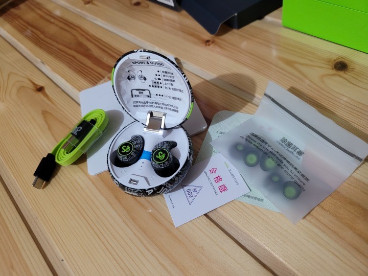 宜动宜静多面手，小试魔浪S睡眠降噪运动耳机