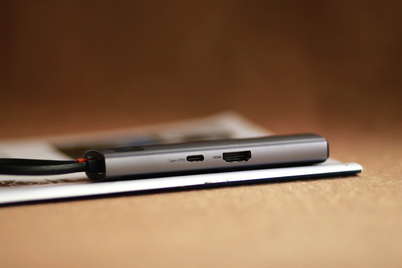 笔记本接口不够用 六口倍思扩展坞玩转办公设备