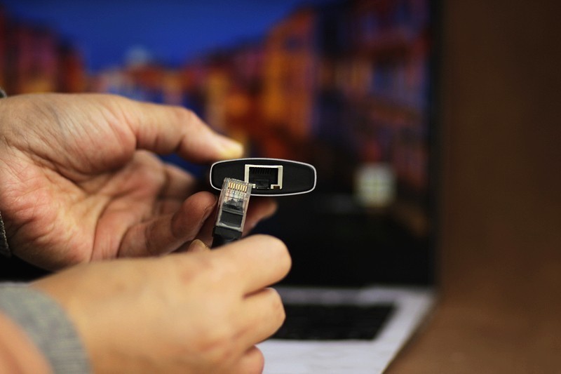 笔记本接口不够用 六口倍思扩展坞玩转办公设备