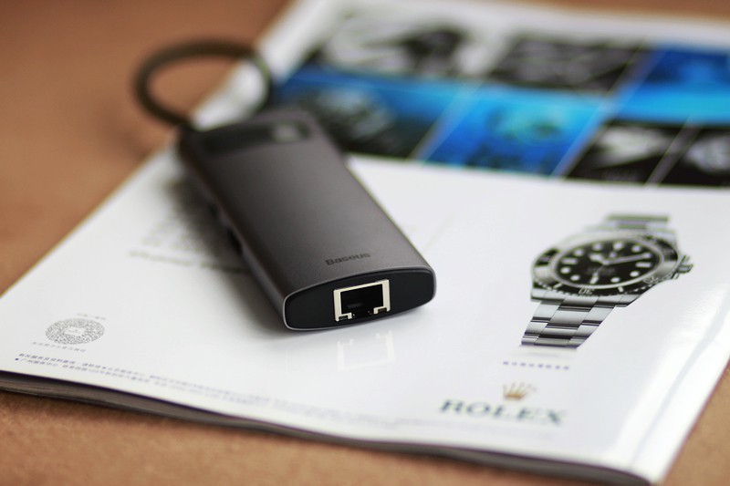 笔记本接口不够用 六口倍思扩展坞玩转办公设备