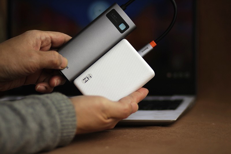 笔记本接口不够用 六口倍思扩展坞玩转办公设备