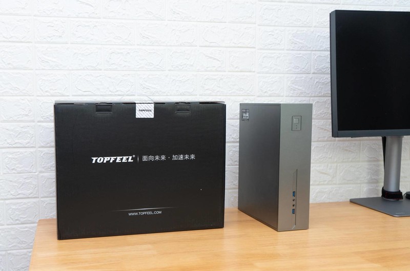 AMD超强APU加持，仅6L的极夜T660S，比DIY还给力