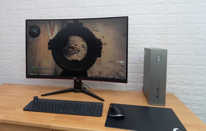 AMD超强APU加持，仅6L的极夜T660S，比DIY还给力