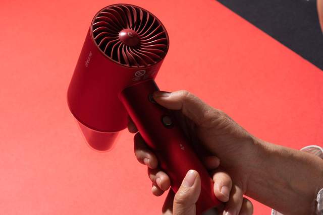 不再惧怕天天吹头发了-追觅负离子吹风机