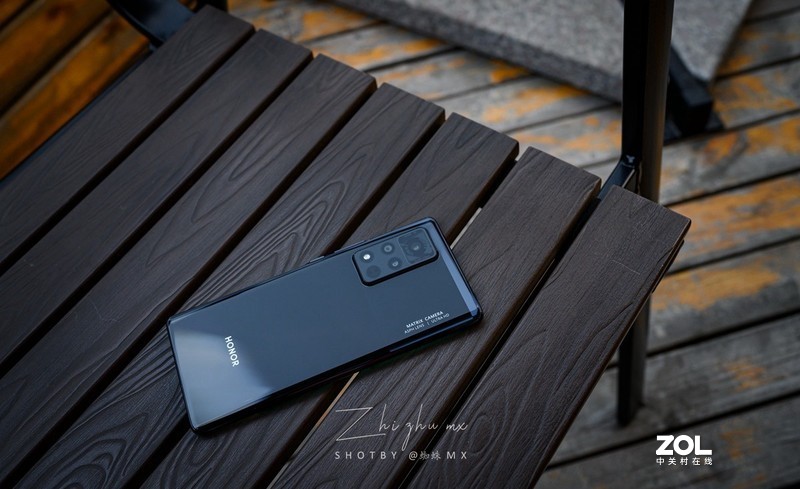 3000元预算手机推荐：主观点评荣耀 V40，除了颜值还有啥