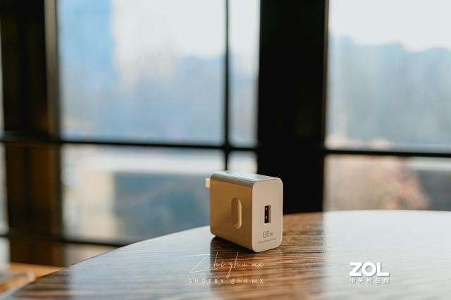 3000元预算手机推荐：主观点评荣耀 V40，除了颜值还有啥