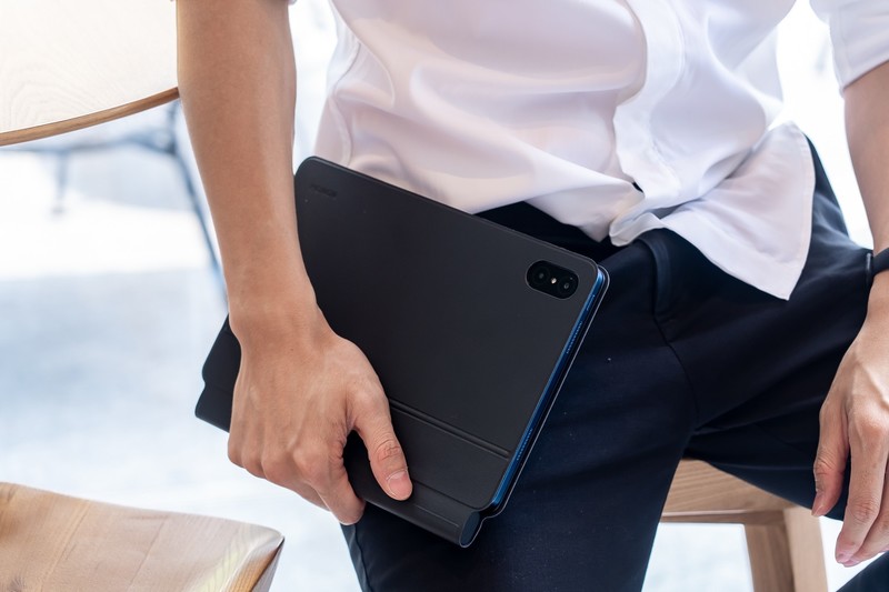 两大重磅配件加持，变身高效生产力工具——荣耀平板V7 Pro体验