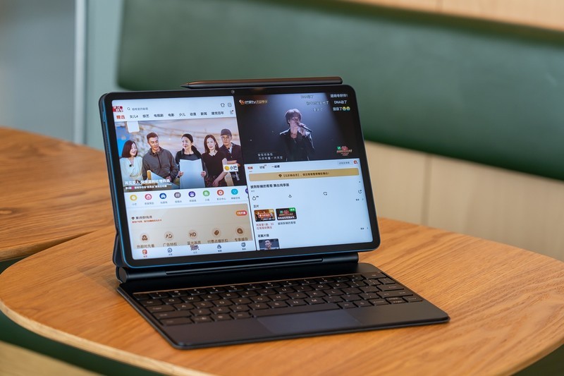两大重磅配件加持，变身高效生产力工具——荣耀平板V7 Pro体验