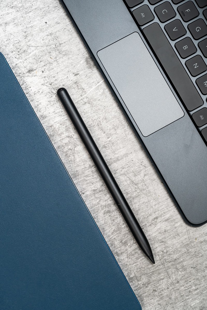 两大重磅配件加持，变身高效生产力工具——荣耀平板V7 Pro体验