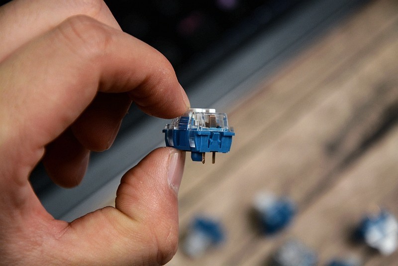 【DIY】魔改海盗船K70，主键区换成TTC快银轴，误触情况改善明显