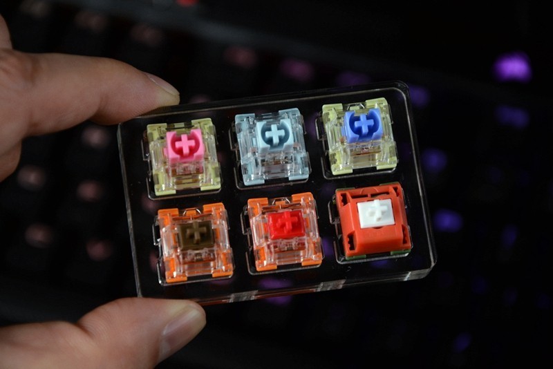 【DIY】魔改海盗船K70，主键区换成TTC快银轴，误触情况改善明显