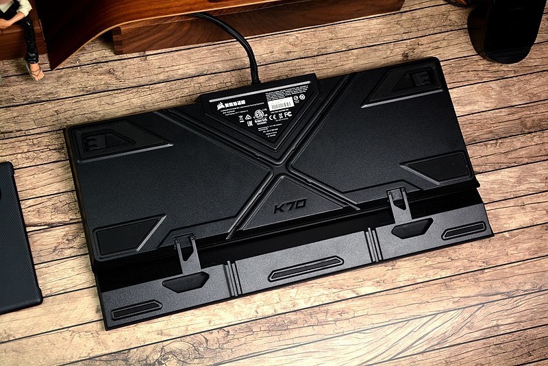 【DIY】魔改海盗船K70，主键区换成TTC快银轴，误触情况改善明显