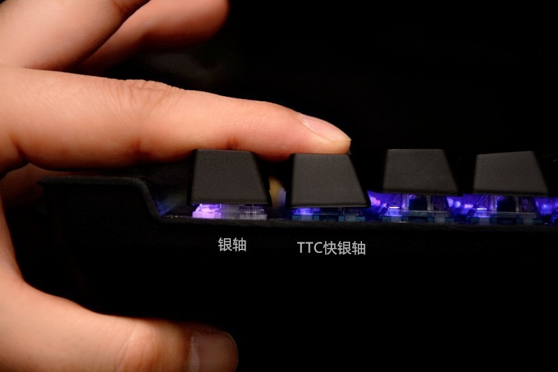 【DIY】魔改海盗船K70，主键区换成TTC快银轴，误触情况改善明显