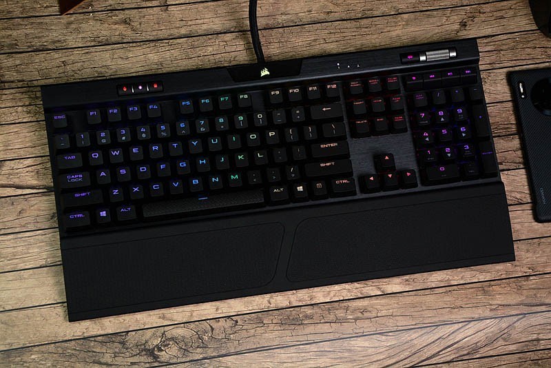 【DIY】魔改海盗船K70，主键区换成TTC快银轴，误触情况改善明显