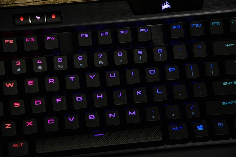 【DIY】魔改海盗船K70，主键区换成TTC快银轴，误触情况改善明显