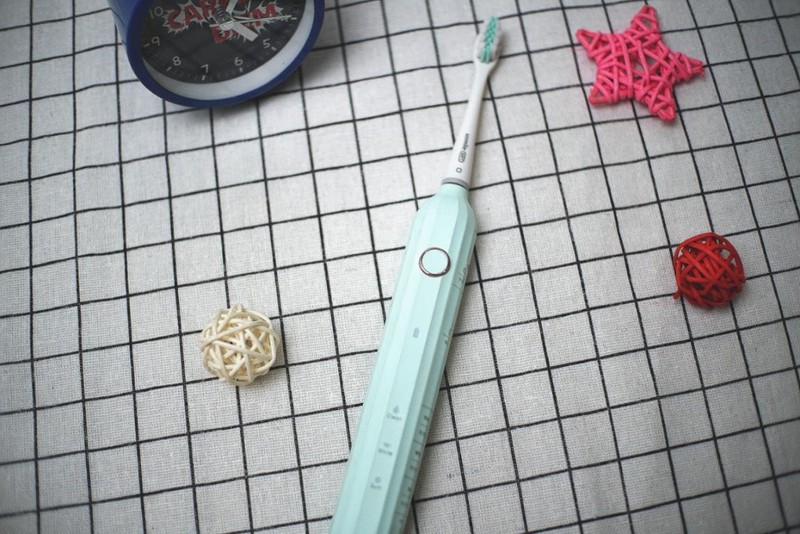 哪个牌子电动牙刷好一些？钟师傅出品电动牙刷品牌排行