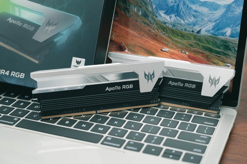 B-Die内存  有信仰无溢价的宏碁Predator Apollo上手体验