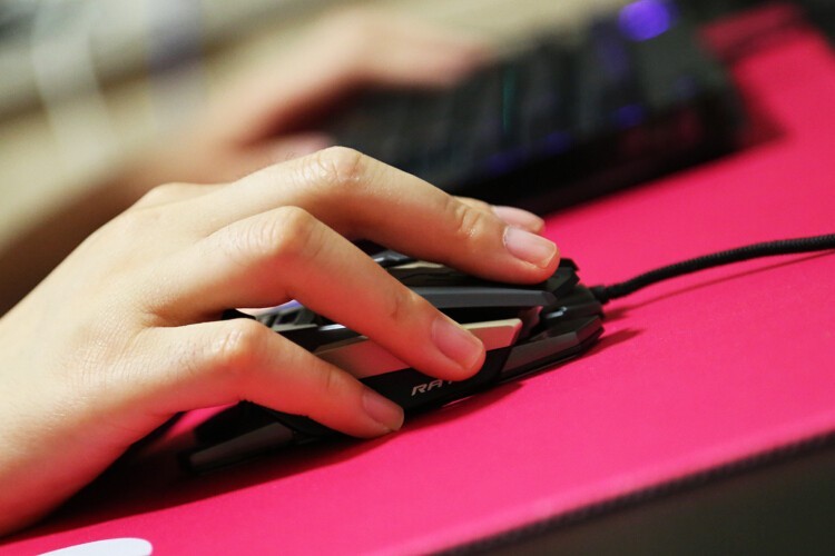 鼠皇来袭，未来可期：美加狮PRO X3 SE至尊版游戏鼠标体验