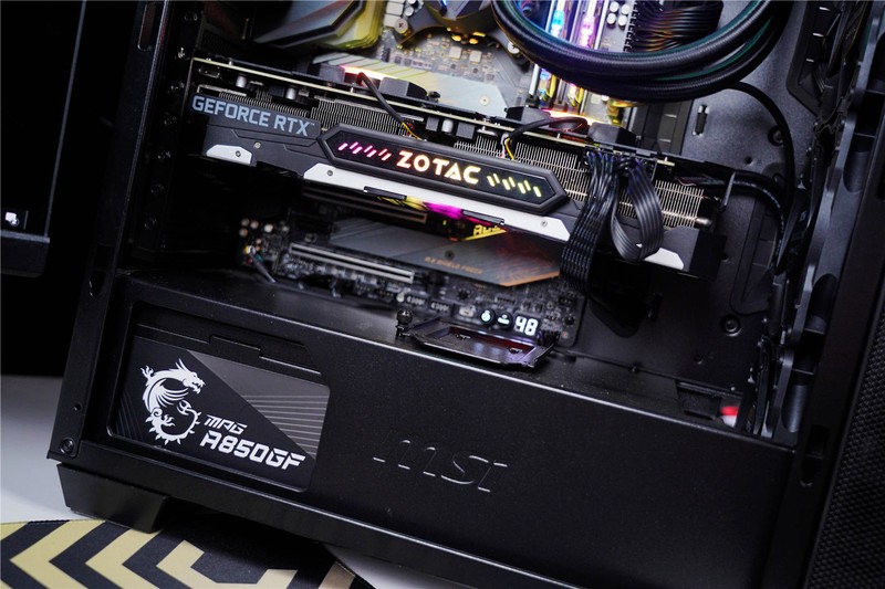 34英寸，21:9屏幕比例，还有高刷，这款微星MPG 343CQR电竞显示器真不错！