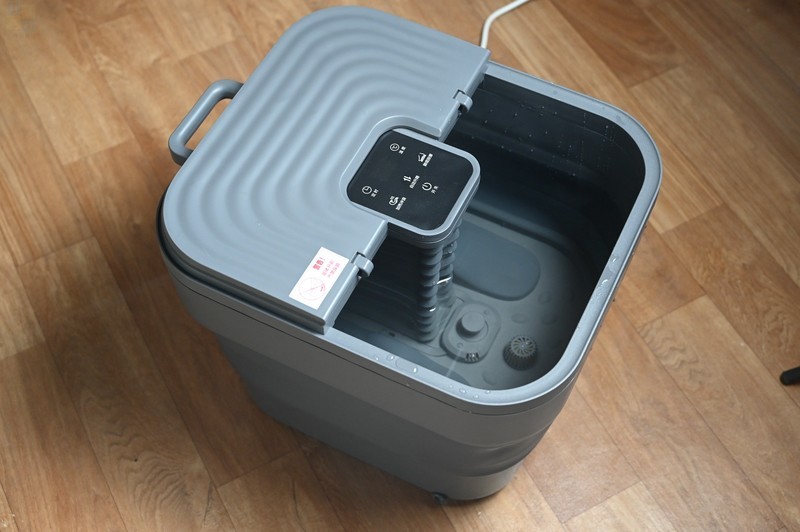 更省地儿的足浴器，按摩效果也很好，HITH智能自动折叠足浴器D3体验