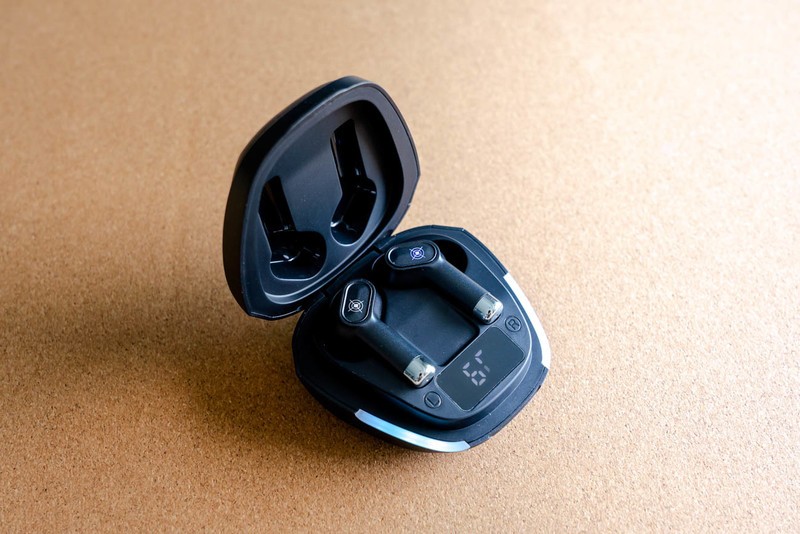 西圣XISEM Olaf TWS耳机评测：能打游戏能听音乐