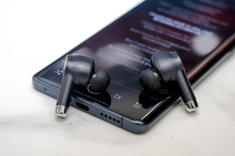 西圣XISEM Olaf TWS耳机评测：能打游戏能听音乐