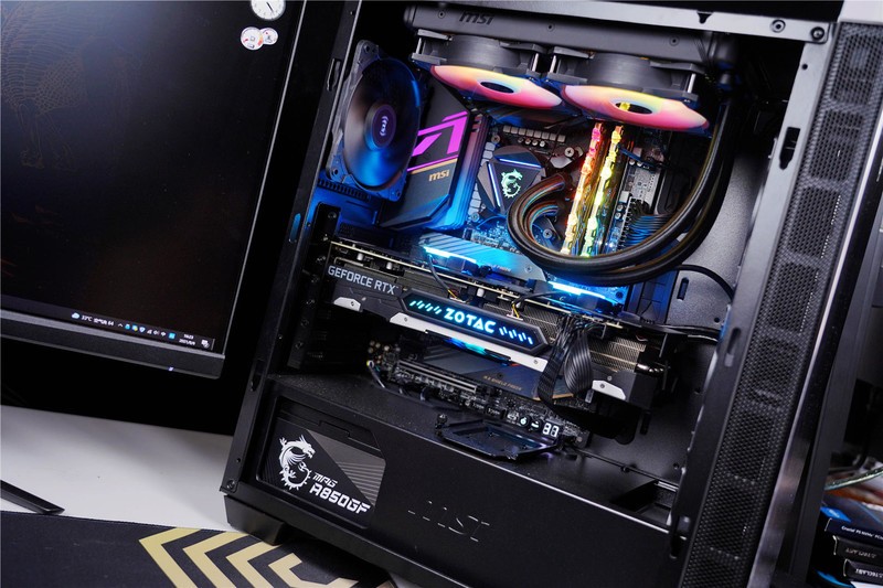 34英寸，21:9屏幕比例，还有高刷，这款微星MPG 343CQR电竞显示器真不错！