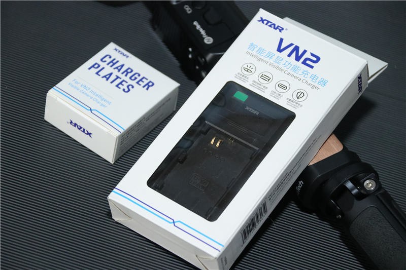 相机电池没电怎么办？充电宝也能充！XTAR VN2充电器体验